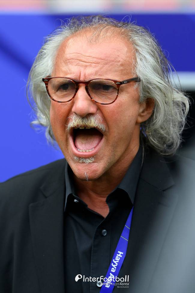 [사진=게티이미지]&nbsp;요르단은 2일 오후 8시 30분(한국시간) 카타르 알라이얀에 위치한 아흐마드 빈 알리 스타디움에서 타지키스탄과의 2023 아시아축구연맹(AFC) 아시안컵 8강전에서 1-0으로 승리하며 8강에 올랐다. 요르단은 대한민국, 호주 대결 승자와 결승 티켓을 놓고 격돌하게 됐다.&nbsp;