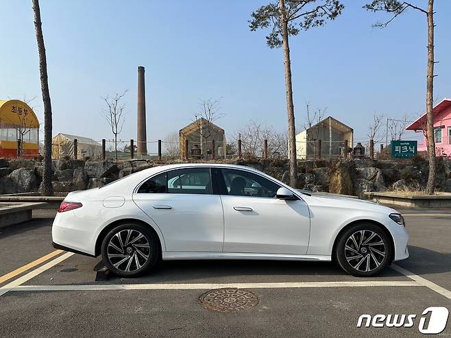 신형 E클래스 측면.ⓒ 뉴스1 이동희 기자