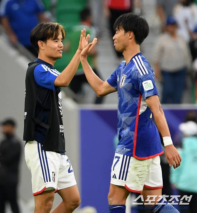 31일(현지시간) 카타르 도하 알투마마 스타디움에서 열린 2023 아시아축구연맹(AFC) 카타르 아시안컵 16강전 바레인과 일본의 경기. 승리한 일본 선수들이 기뻐하고 있다. 도하(카타르)=박재만 기자 pjm@sportschosun.com/2023.01.31/