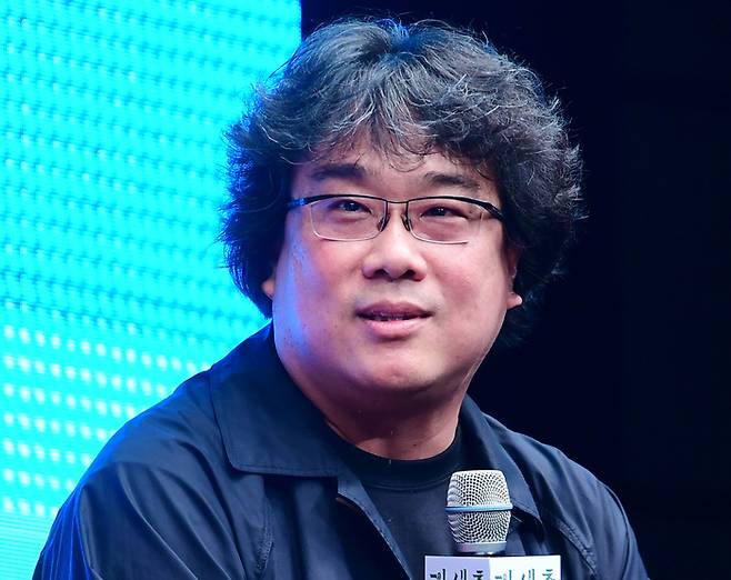 봉준호 감독은 올해 개봉 예정인 할리우드 제작 영화 ‘미키17’의 각본과 연출을 맡았다. [매경DB]