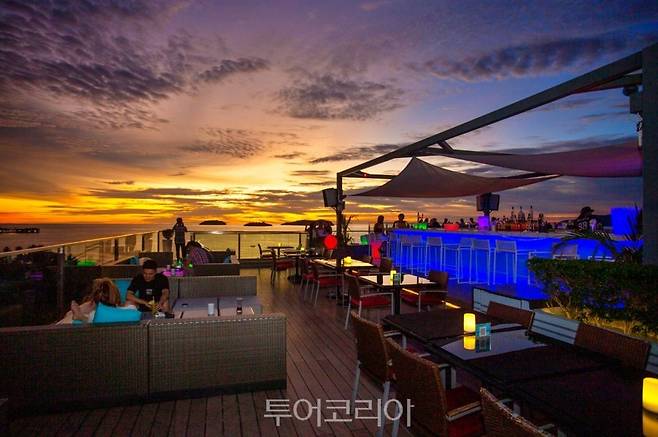 호라이즌 선셋바 야경