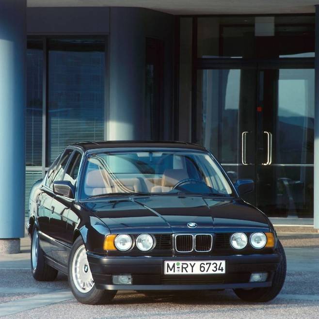 3세대 BMW 5시리즈 / 출처=BMW 코리아