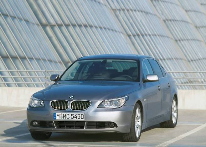 5세대 BMW 5시리즈 / 출처=BMW 코리아