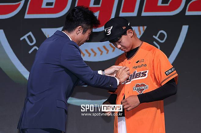 ▲ 고교 시절 최고 좌완으로 전체 1순위 지명을 받은 황준서 ⓒ곽혜미 기자