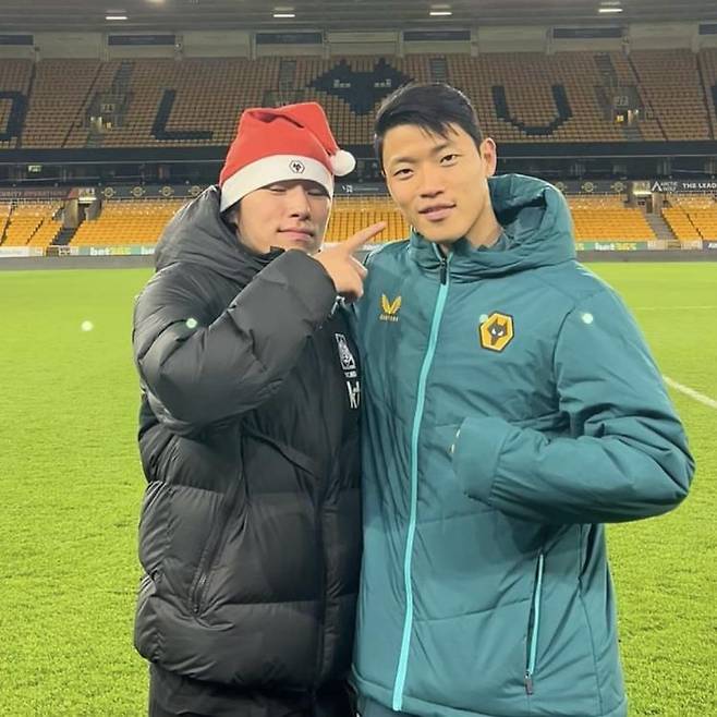 인스타그램 @hwangheechan