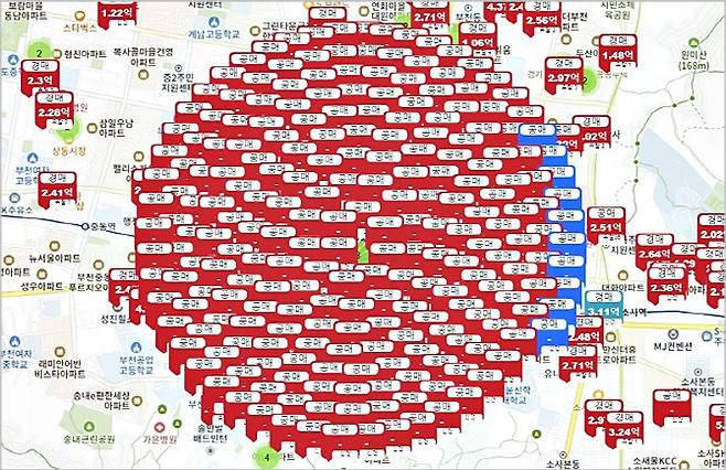 온라인 경매지도에 한 주상복합 건축물의 229개 공매물이 표시돼있다 (사진=경매지도)