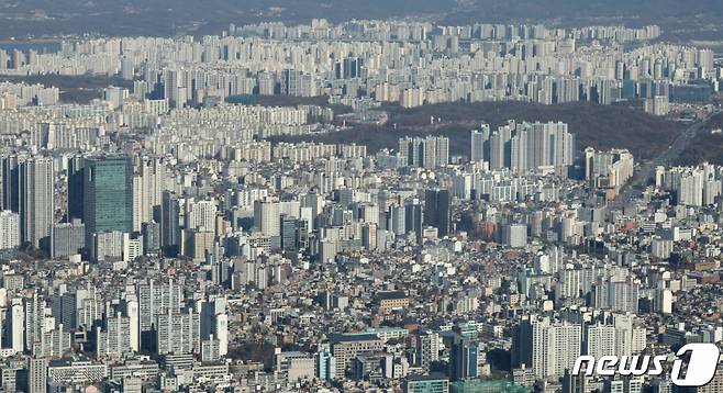 분양가 낮추고, 계약하면 4천만원 드려요…미분양 '눈물의 할인'