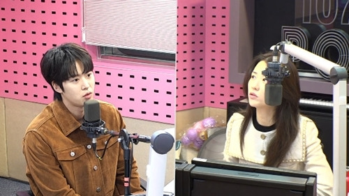 배우 박하선이 공명을 칭찬했다. 사진 = SBS 파워FM ‘박하선의 씨네타운’ 캡처