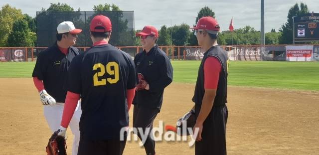 KIA 이우성의 1루 수비훈련/캔버라(호주)=김진성 기자 kkomag@mydaily.co.kr