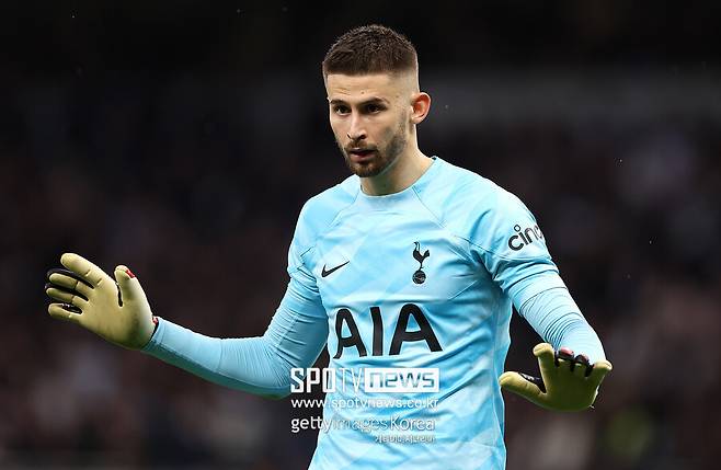 ▲ 토트넘은 11일(한국시간) 영국 런던 토트넘 홋스퍼 스타디움에서 열린 2023-24시즌 잉글랜드 프리미어리그 24라운드 브라이튼 앤 호브 알비온와 경기에서 2-1 역전승을 거뒀다.