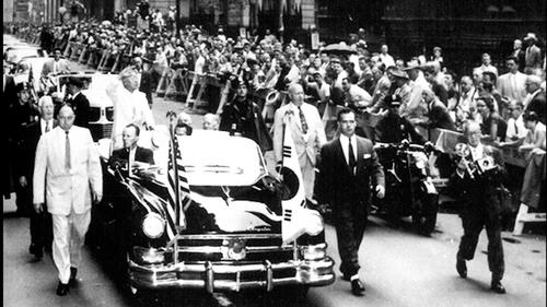 건국전쟁'에 담긴 이승만 전 대통령의 1954년 미국 뉴욕 카퍼레이드 장면[다큐스토리 제공]