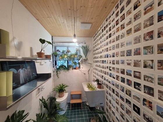 경남 남해군 삼동면 시문마을에 있던 옛 보건지소를 재생한 '돌창고 스튜디오'. 안대훈 기자