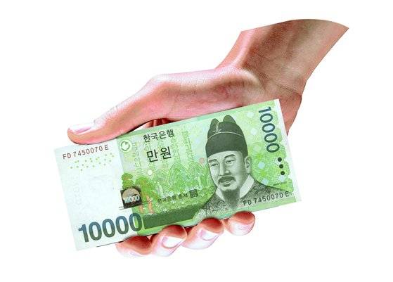 가족간이라도 돈 거래를 할 땐 ‘꼬리표(이자)’ 등 자금출처를 명확히 남겨놓는 게 세금을 줄이는 핵심이다. 중앙포토.