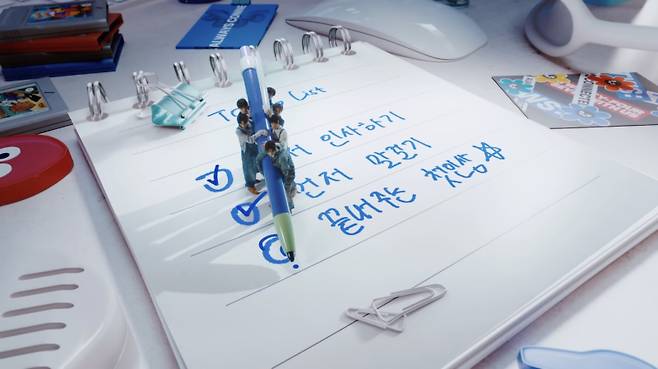 사진=투어스 뮤직비디오 캡처.&nbsp;