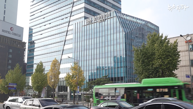 ▲서울 마포구 합정동에 있는 홀트아동복지회 본관 건물