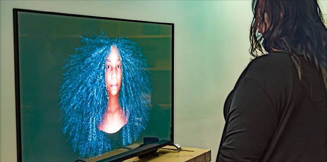 스테파니 딘킨스 작가가 2018년부터 작업 중인 N’TOO. 사진=Ed Marshall