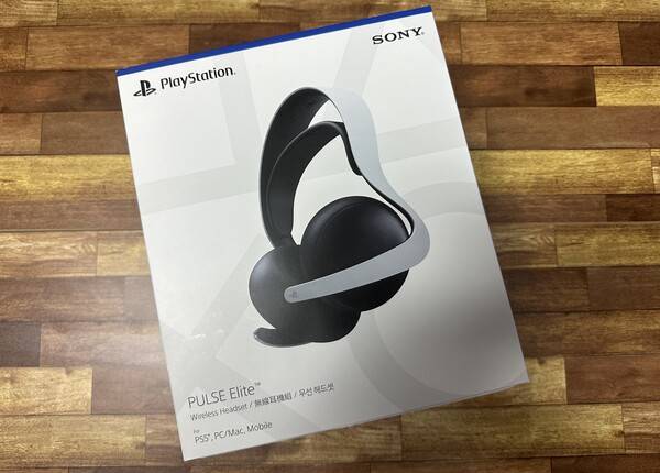 - 박스는 전작과 크게 달라지지 않았습니다