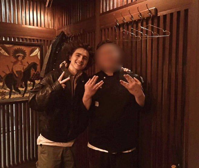 티모시 샬라메가 서울 여의도의 한 한우 오마카세집에 방문했다. /우섬 인스타그램