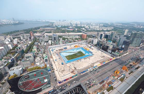 The site where Hyundai Motor Group’s new headquarters, the Global Business Center, will be constructed in Samseong-dong, Gangnam District in southern Seoul. The buildings will be located across from COEX, a famous commercial landmark in Seoul. [YONHAP]