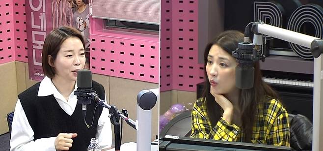 왼쪽부터 개그우먼 겸 정이랑, 배우 박하선. (SBS 파워FM 박하선의 씨네타운 캡처)