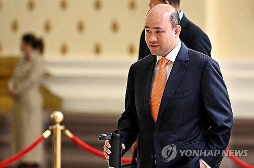 국회에 나온 훈센 총리의 막내아들인 훈 마니 공무장관  [AFP=연합뉴스. 재판매 및 DB 금지]