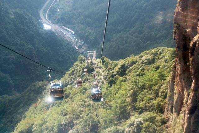 남천케이블카를 타고 신선거에서 하산한다. ⓒ최종명