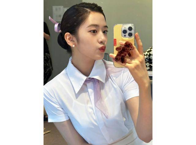 안유진이 새로운 예능돌로 떠오르고 있다. 스타쉽엔터테인먼트 제공