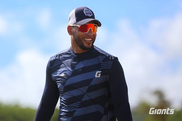 롯데 자이언츠 새 외야수 빅터 레이예스. 사진┃롯데 자이언츠