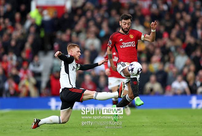 ▲ 풀럼의 막판 극장골에 맨체스터 유나이티드는 동력을 잃었다. 동점골에 최선을 다했지만 시간이 부족했다. 결국 풀럼에 승점 3점을 내주면서 21년 만에 홈에서 패배로 고개를 떨구게 됐다