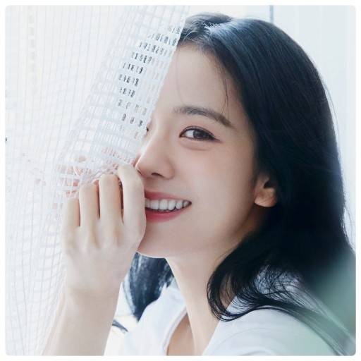 독립 레이블 ‘블리수’를 통해 개인 활동을 하는 블랙핑크 지수. 3월 중 출시될 ‘버블 포 블리수’를 통해 글로벌 팬들과 소통에 나선다. 사진=지수 인스타그램