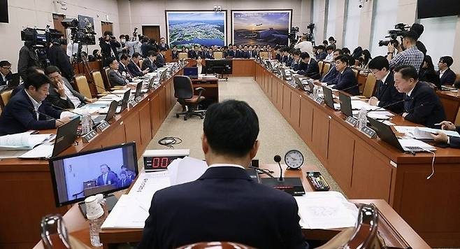 지난 16일 국회에서 열린 국토교통위원회 국정감사 모습 [사진 = 연합뉴스]