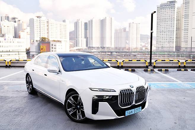 BMW i7 xDrive60 M 스포츠. 김학수 기자