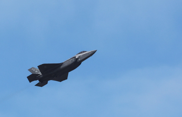 이륙하는 미 공군 F-35A / 연합뉴스