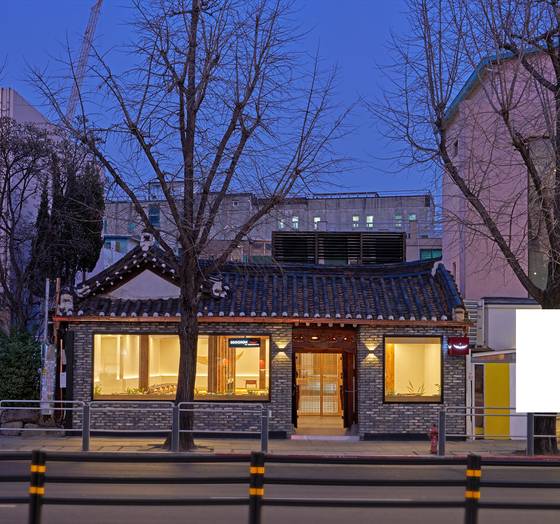 Intelligentsia Coffee’s first Korean store in Seochon, located in the Jung District of northern Seoul [MH PARTNERS]