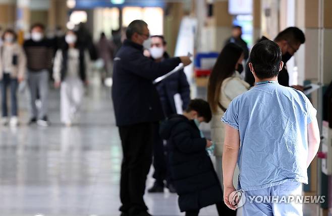 전공의 집단 행동…의료 공백 장기화 [연합뉴스 자료사진]