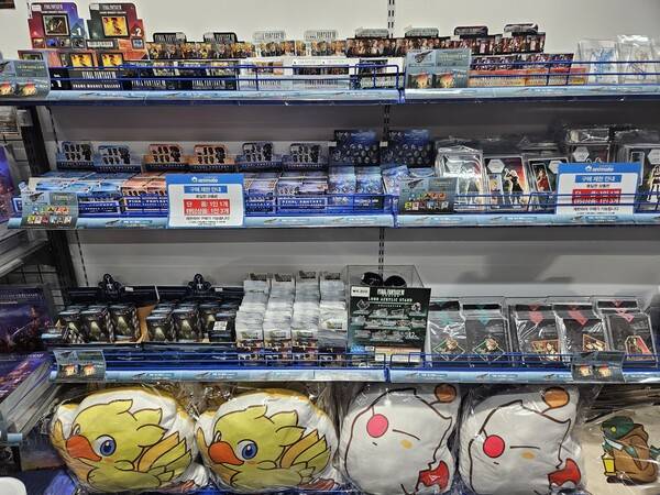 - 알파 쿠션과 모그리 쿠션이 눈에 띈다