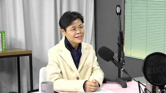 백혜숙 지속가능한 국민밥상포럼 대표가 2024년 2월19일 한겨레21 유튜브 ‘4기자’에 출연해 이야기 나누고 있다. 4기자 유튜브 갈무리.