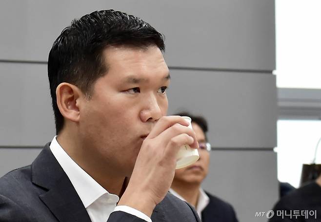 국토부-LH-GS건설,  LH 검단AA13 붕괴사고 입주예정자 현장간담회(허윤홍) /사진=임한별(머니S)