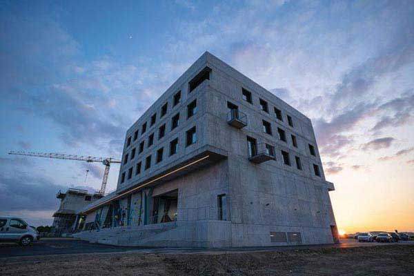 지난해 오스트리아 린츠에 건립돼 운영을 시작한 보울더바 호텔. 사진 보울더바 호텔.