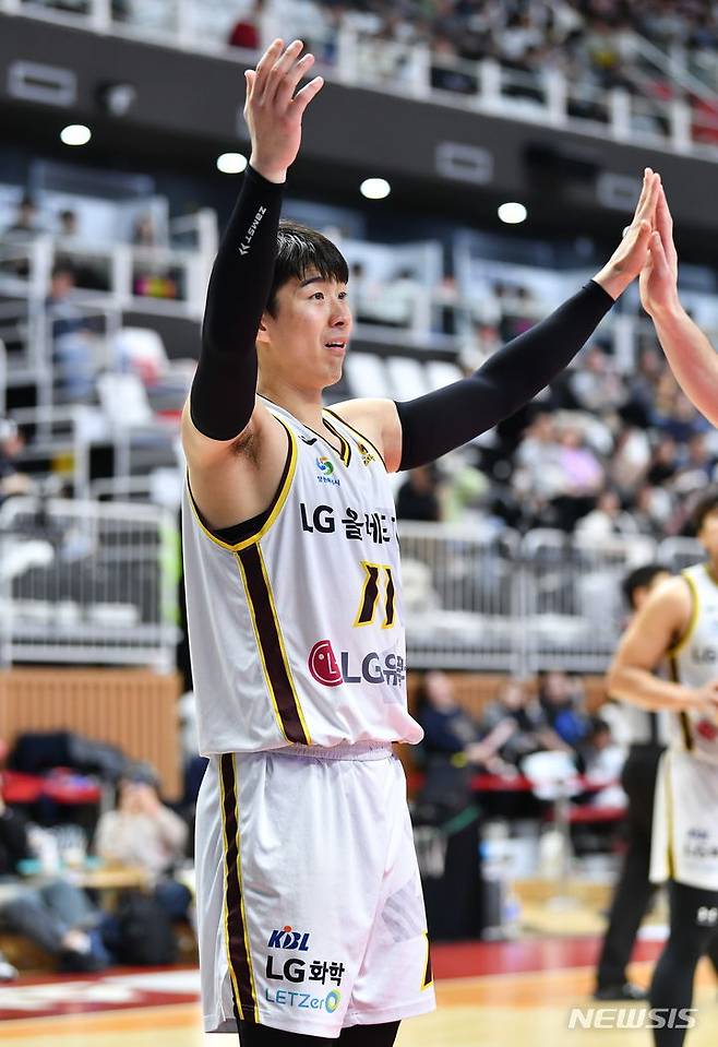 [서울=뉴시스]프로농구 창원 LG 양홍석 (사진 = KBL 제공)