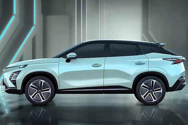 오모다 E5 측면 디자인