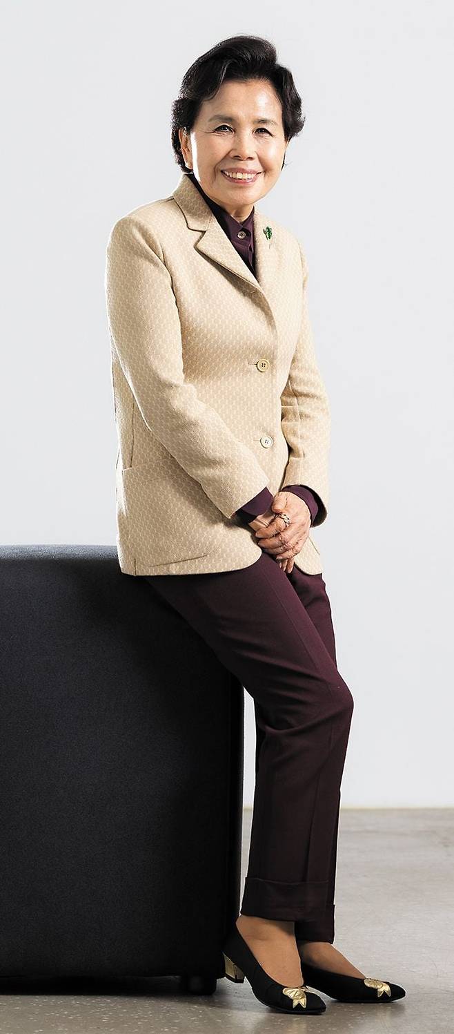 ‘전통가요 레전드’ 가수 이미자가 7일 방송하는 TV조선 ‘미스트롯3’ 결승전에서 특별 무대를 갖는다. 진(眞) 시상식에도 참여할 예정이다. /이신영 영상미디어 기자