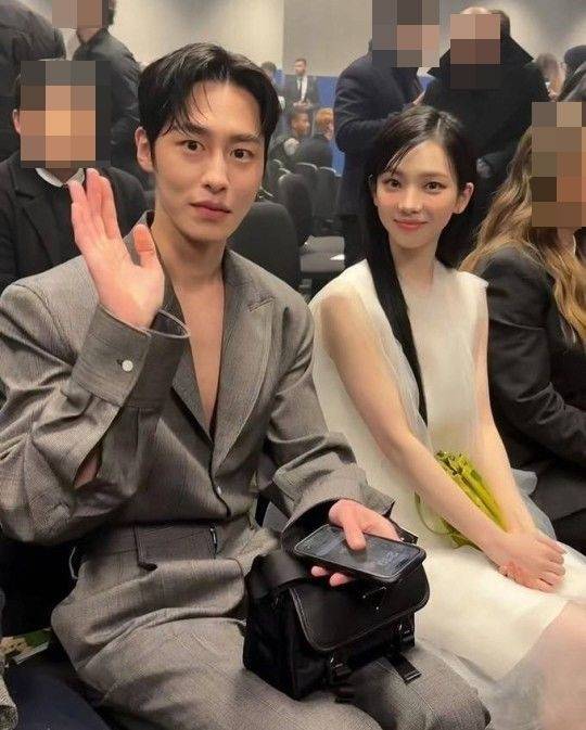 배우 이재욱(왼쪽)과 에스파 카리나. 사진 | 프라다