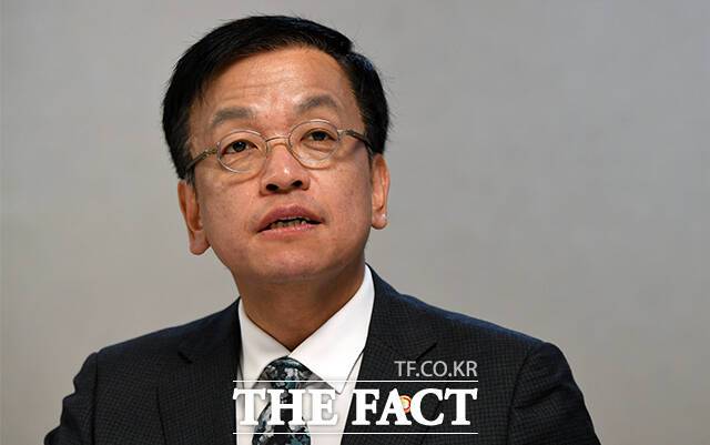 최상목 부총리 겸 기획재정부 장관이 6일 오전 서울 종로구 정부서울청사에서 열린 물가관계장관회의를 주재하고 있다. /임영무 기자