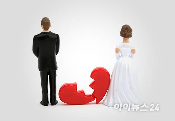 4년을 동거한 남성이 알고 보니 유부남이었다는 사실을 알게 된 여성의 고민이 소개됐다. 본 기사와 무관한 이미지. [사진=조은수 기자]