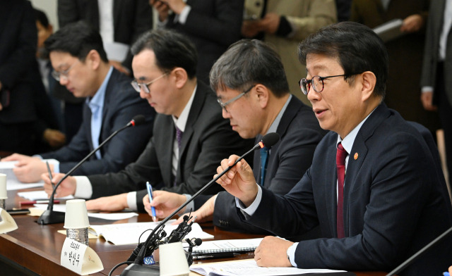 박상우 국토교통부 장관이 8일 오전 서울 강남구 건설회관에서 열린 건설경기 회복 및 PF 연착륙 지원 간담회에서 발언하고 있다. 연합뉴스