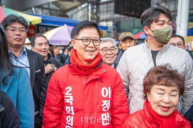 국민의힘 천안을 예비후보 경선에서 승리한 이정만 전 대전지검 천안지청장 ⓒ이정만 국민의힘 천안을 예비후 페이스북