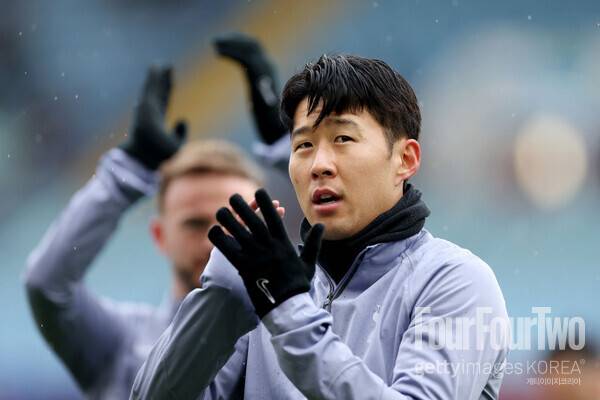 사진=게티이미지.&nbsp;토트넘 훗스퍼는 10일 오후 10시(한국시간) 영국 버밍엄에 위치한 빌라 파크에서 열린 2023-24시즌 프리미어리그(PL) 28라운드에서 아스톤 빌라에 4-0 승리를 거뒀다. 승점 3점을 추가한 토트넘은 리그 5위(승점53)를 유지했다. 4위 아스톤 빌라(승점55)보다 한 경기 덜 치른 가운데 승점 2점 차로 격차를 좁혔다.&nbsp;