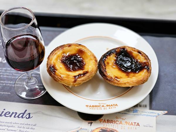 포르투갈 에그타르트 나타와 포트와인.