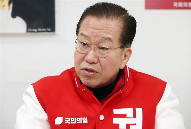 권영세 국민의힘 의원이 11일 오전 서울 용산구 지역구 사무실에서 데일리안과 인터뷰를 하고 있다. ⓒ데일리안 홍금표 기자